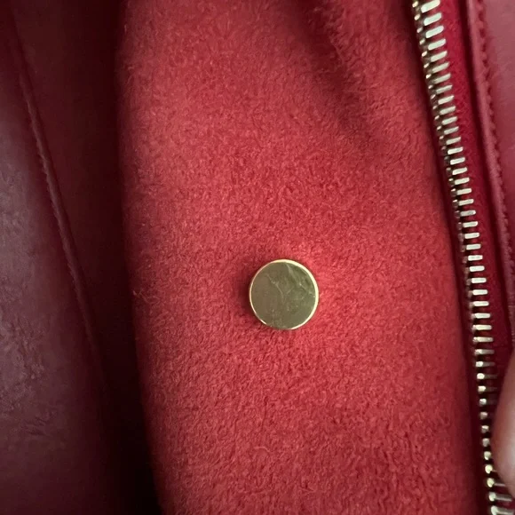 Saint Laurent Monogram Cabas Leather Tote - Picture 10 of 16